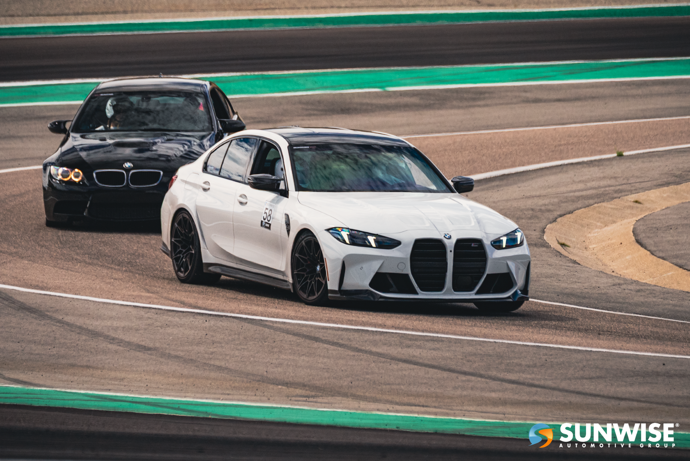 track day two cars on track
